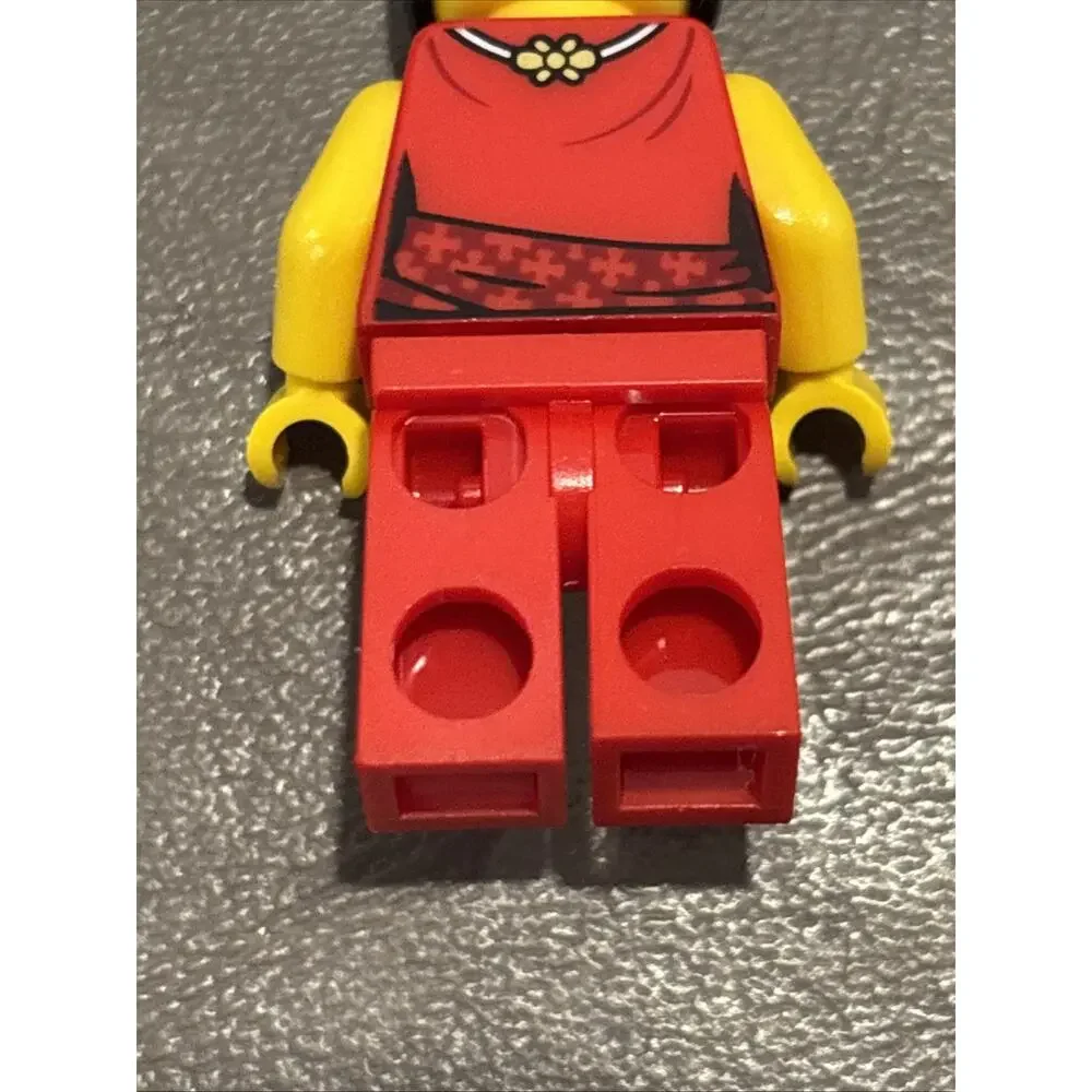 Lego Ninjago Nya Minifigure #njo1007 Golden Weapons Legacy Update Brand New